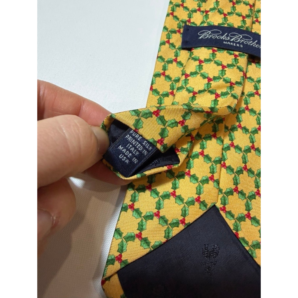 Brooks Brothers Makers Silk Tie Gold Green Geometric Lattice USA Prep - Picture 6 of 6